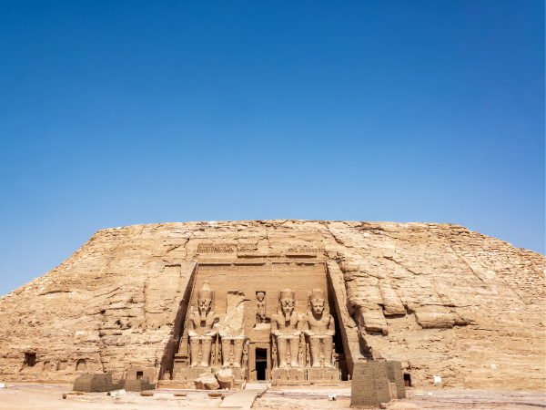 Templos de Abu Simbel (Tour Opcional)