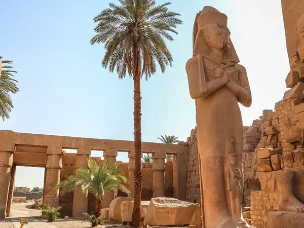 Visiting the Karnak temples