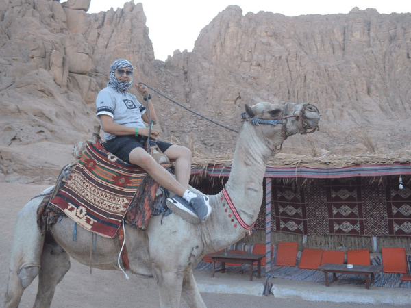 Camel riding, drinking the tea, back to the center for the dinner