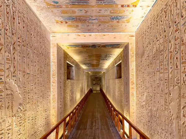 The Valley of Kings exploring.